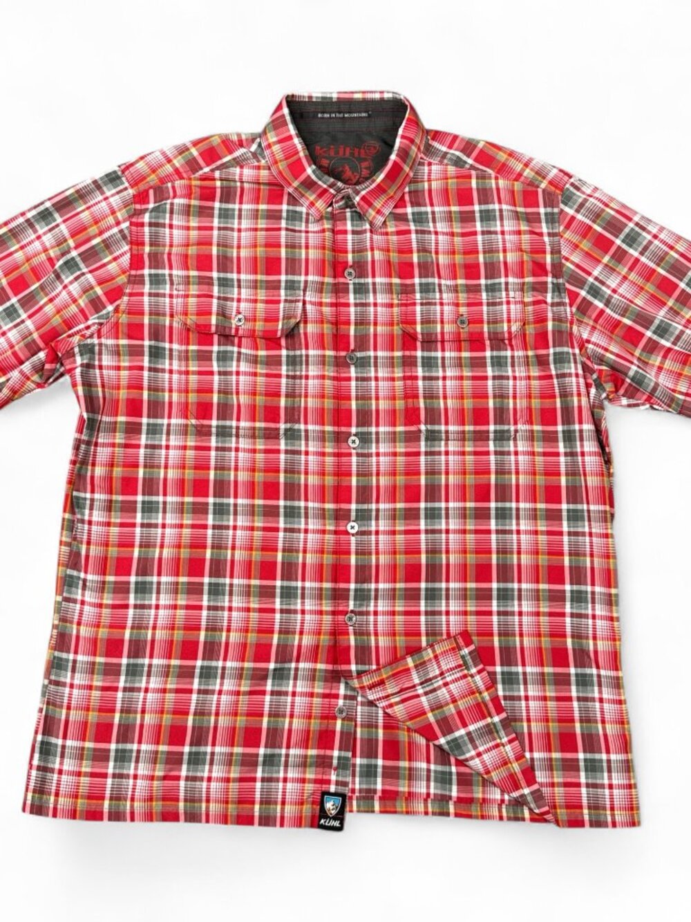 Kühl Elüxur Men's Medium Red Plaid Button-Up Shirt Ionik Short Sleeve